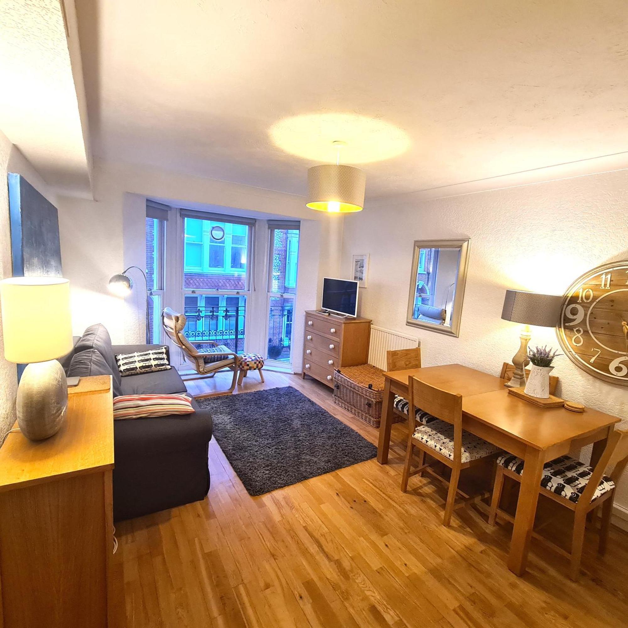 Burlington Beach Apartments Brighton Ngoại thất bức ảnh