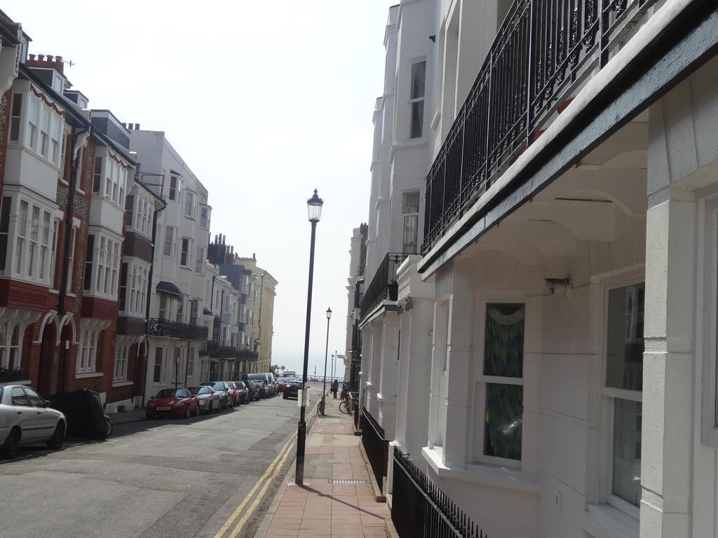 Burlington Beach Apartments Brighton Phòng bức ảnh