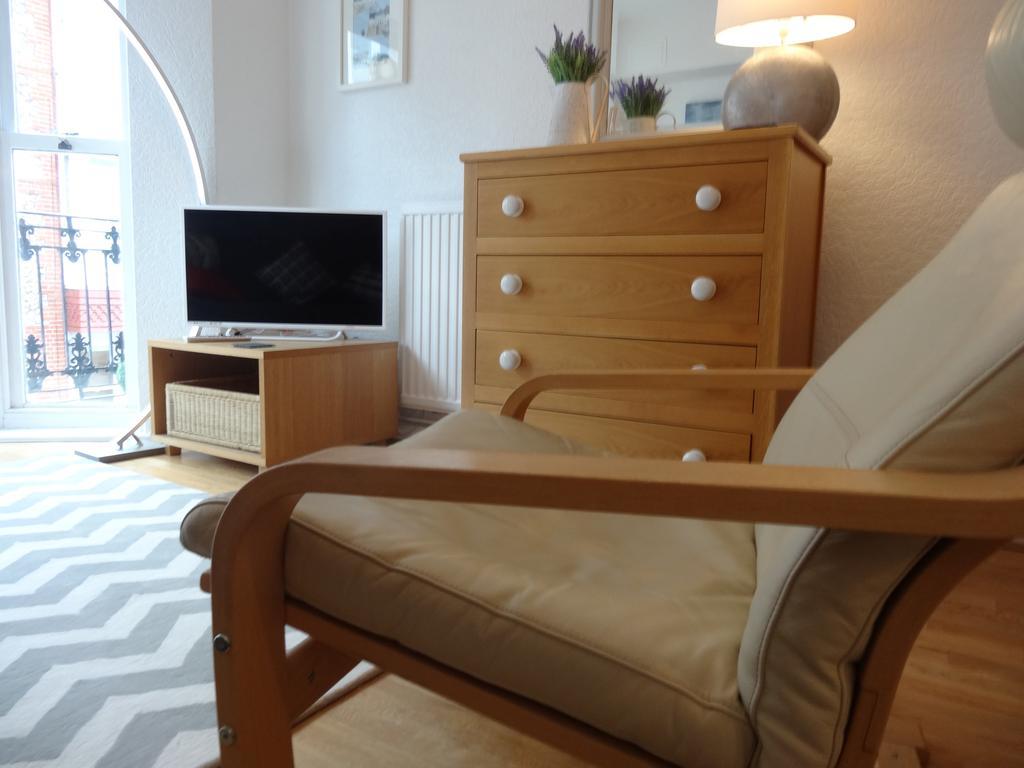 Burlington Beach Apartments Brighton Ngoại thất bức ảnh