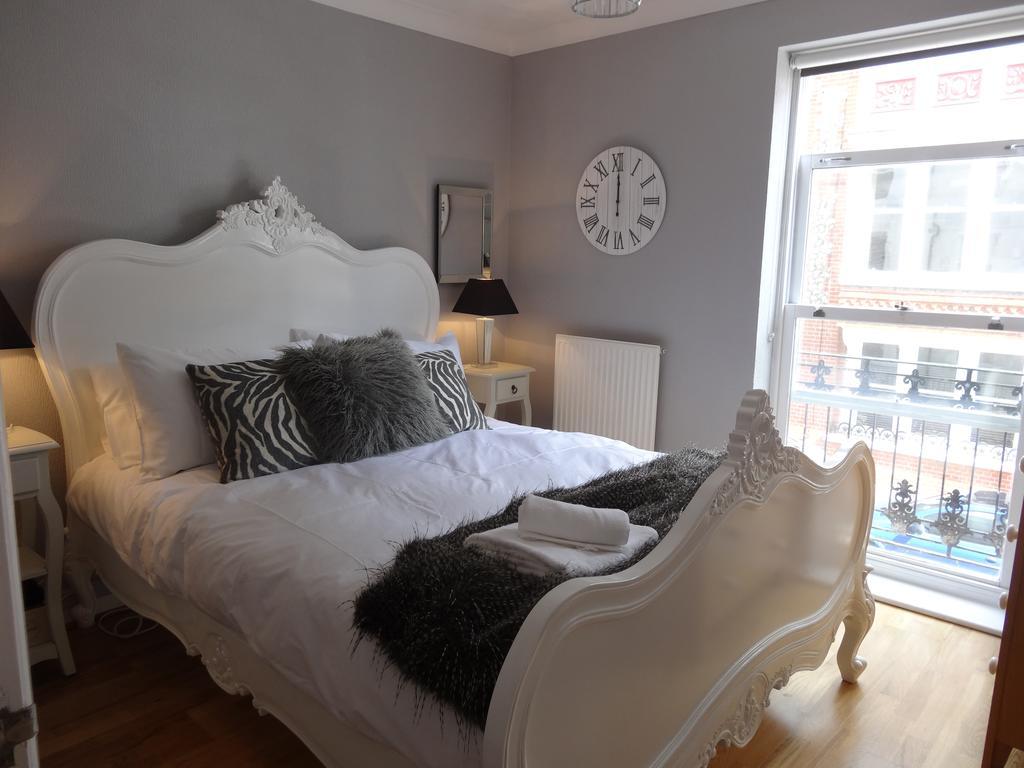 Burlington Beach Apartments Brighton Ngoại thất bức ảnh