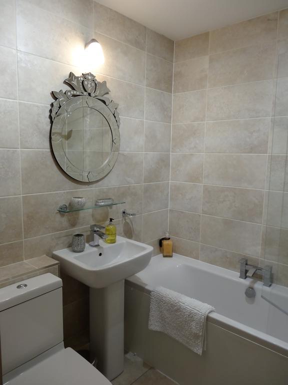 Burlington Beach Apartments Brighton Ngoại thất bức ảnh